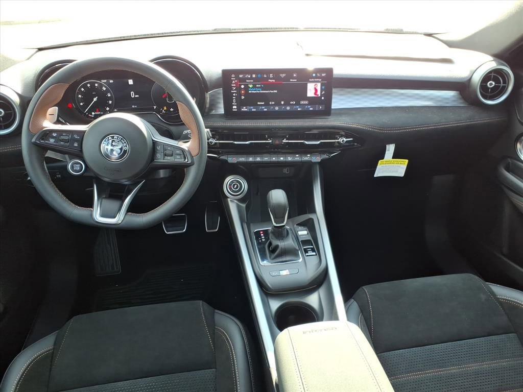 New 2025 Alfa Romeo Tonale AWD/4WD image 12