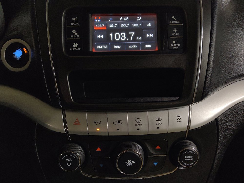 Used 2018 Dodge Journey SE FWD image 25