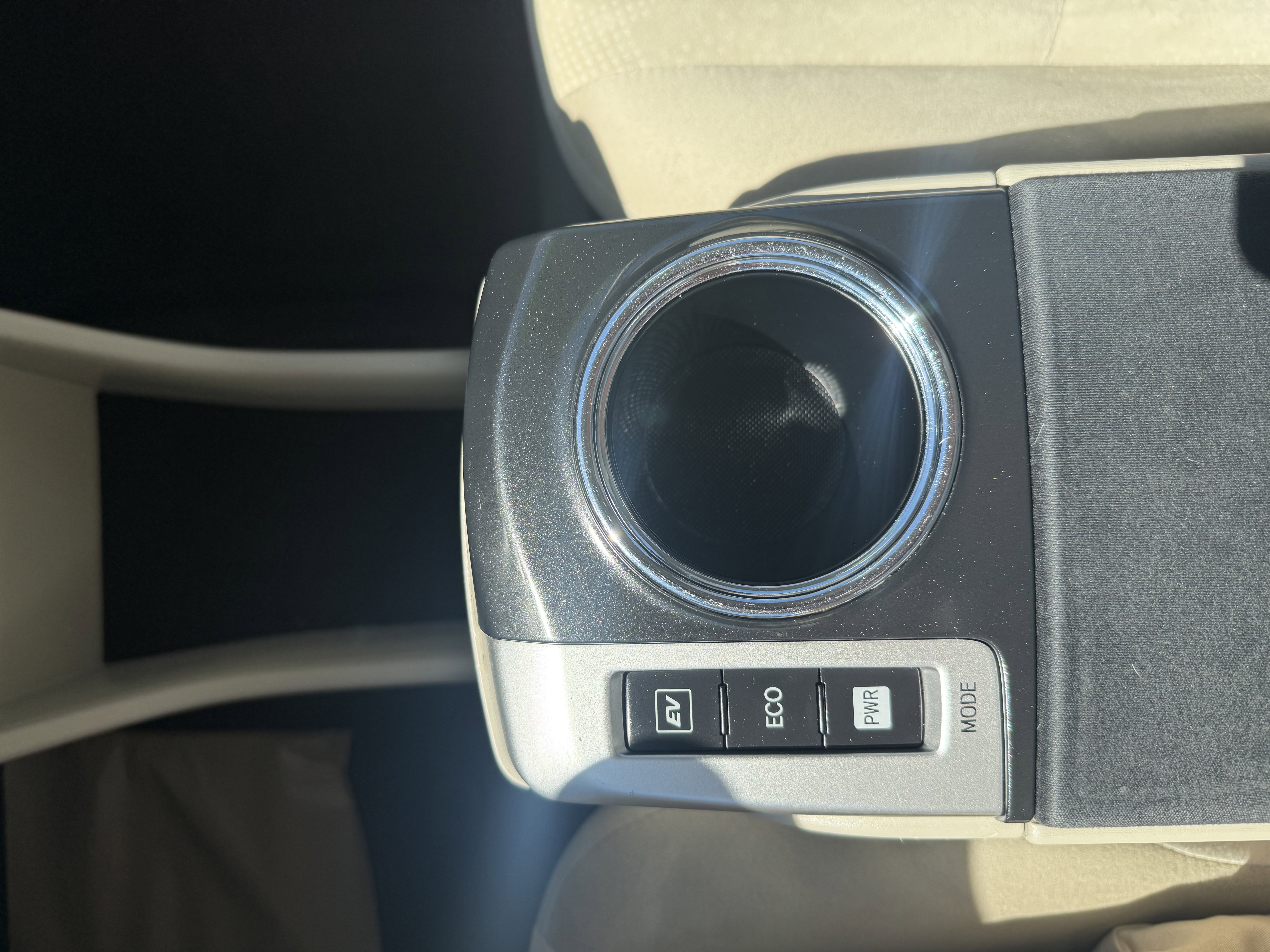 Used 2012 Toyota Prius V Two image 16