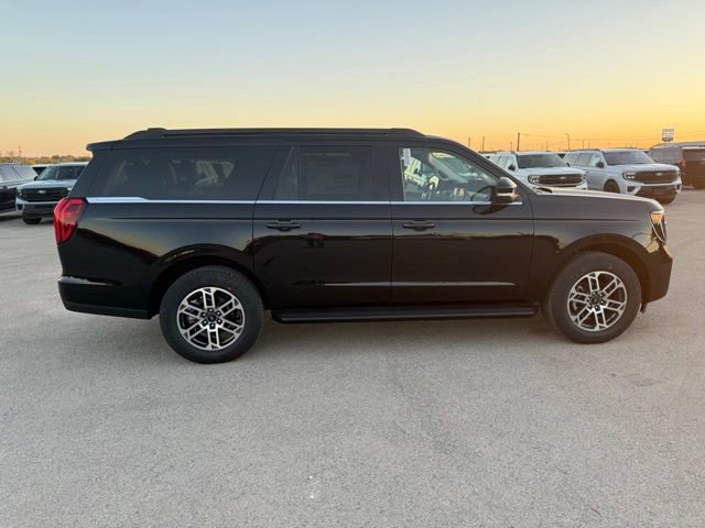 New 2025 Ford Expedition Max Active image 9