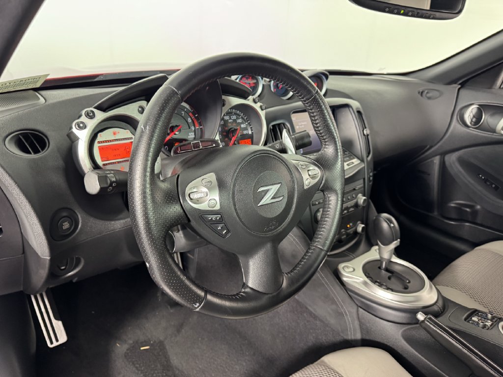 Used 2010 Nissan 370Z Touring w/ Sport Pkg RWD image 8