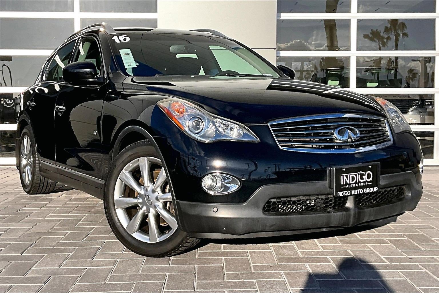 Used 2015 INFINITI QX50 Journey w/ Premium Package image 3