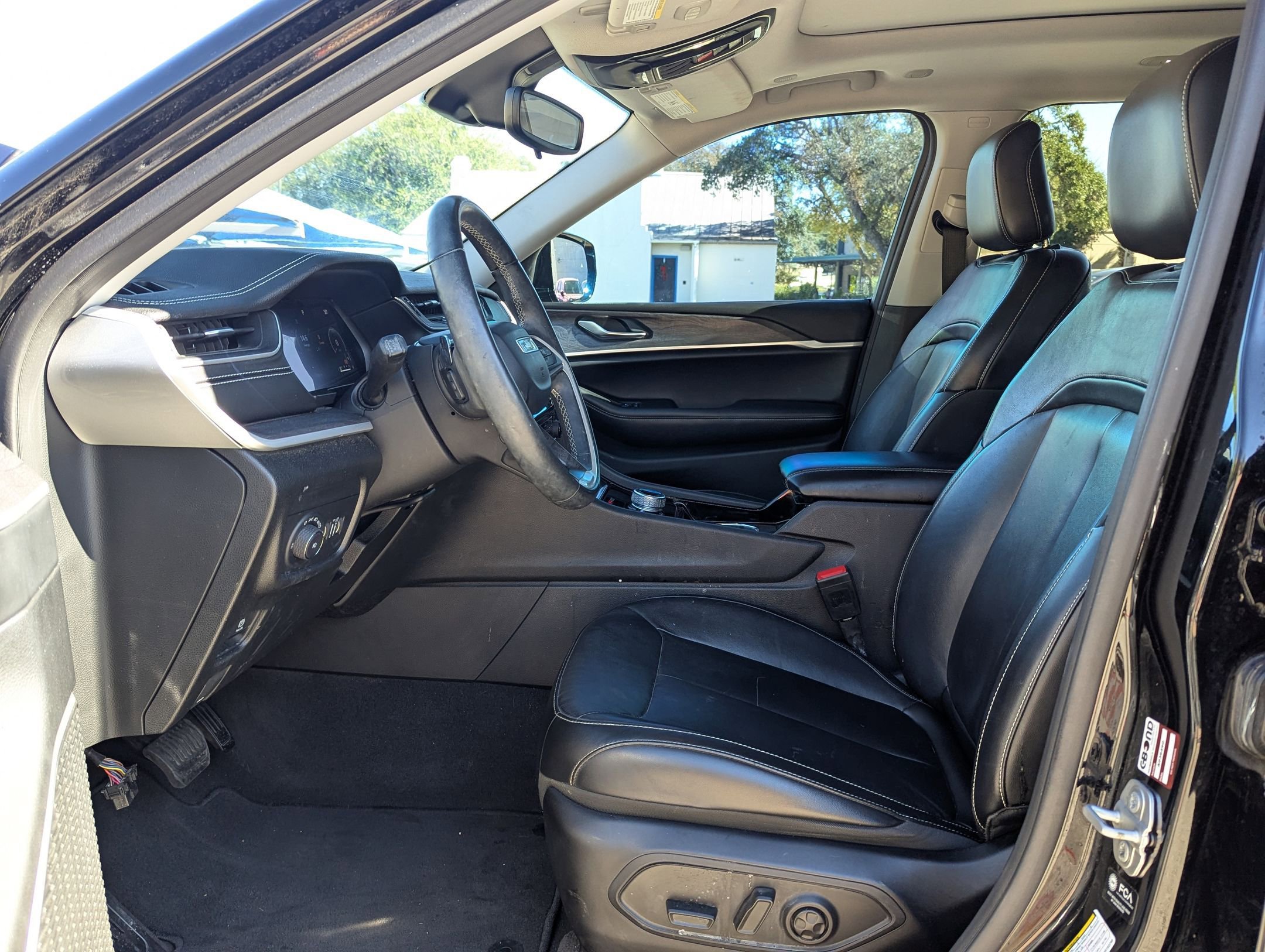 Used 2021 Jeep Grand Cherokee L Limited image 10