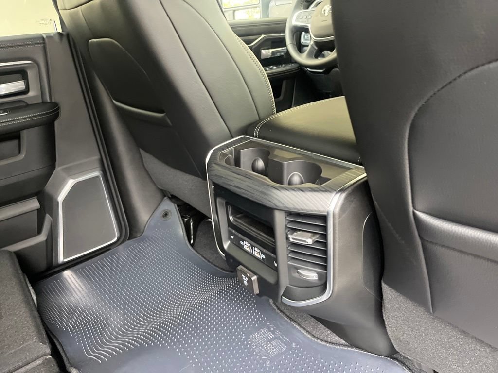 New 2024 RAM 2500 Laramie w/ Night Edition AWD/4WD image 25