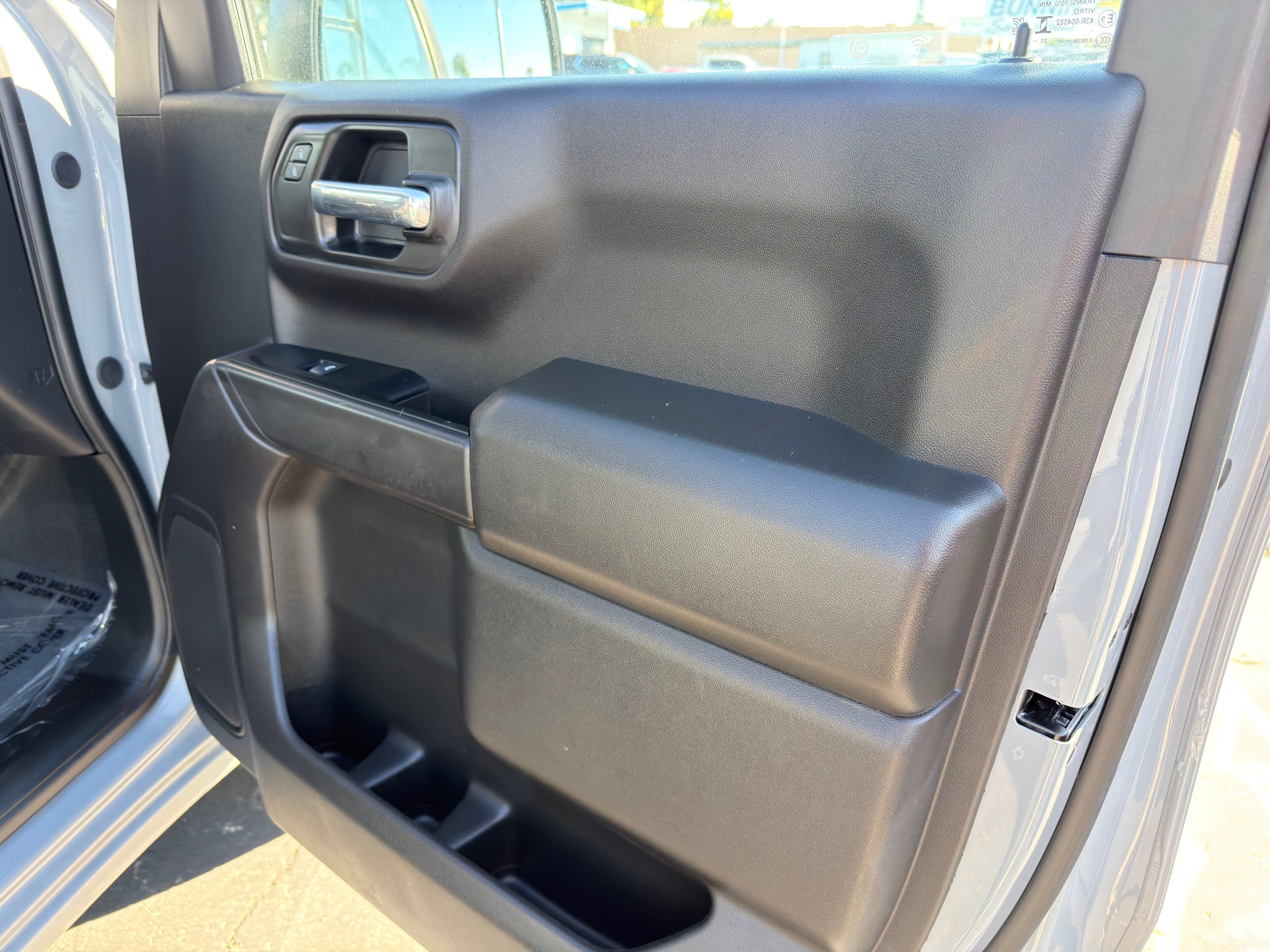 Used 2024 Chevrolet Silverado 1500 Custom w/ LPO, Dark Essentials Package image 11