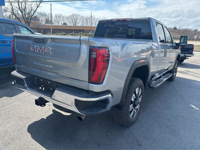 Used 2024 GMC Sierra 2500 SLT w/ SLT Premium Package image 11