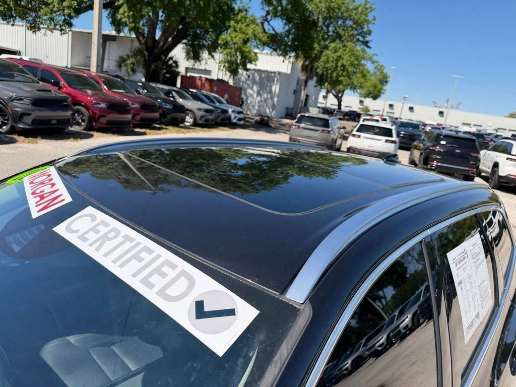 Used 2020 Volvo XC60 T5 Momentum image 11