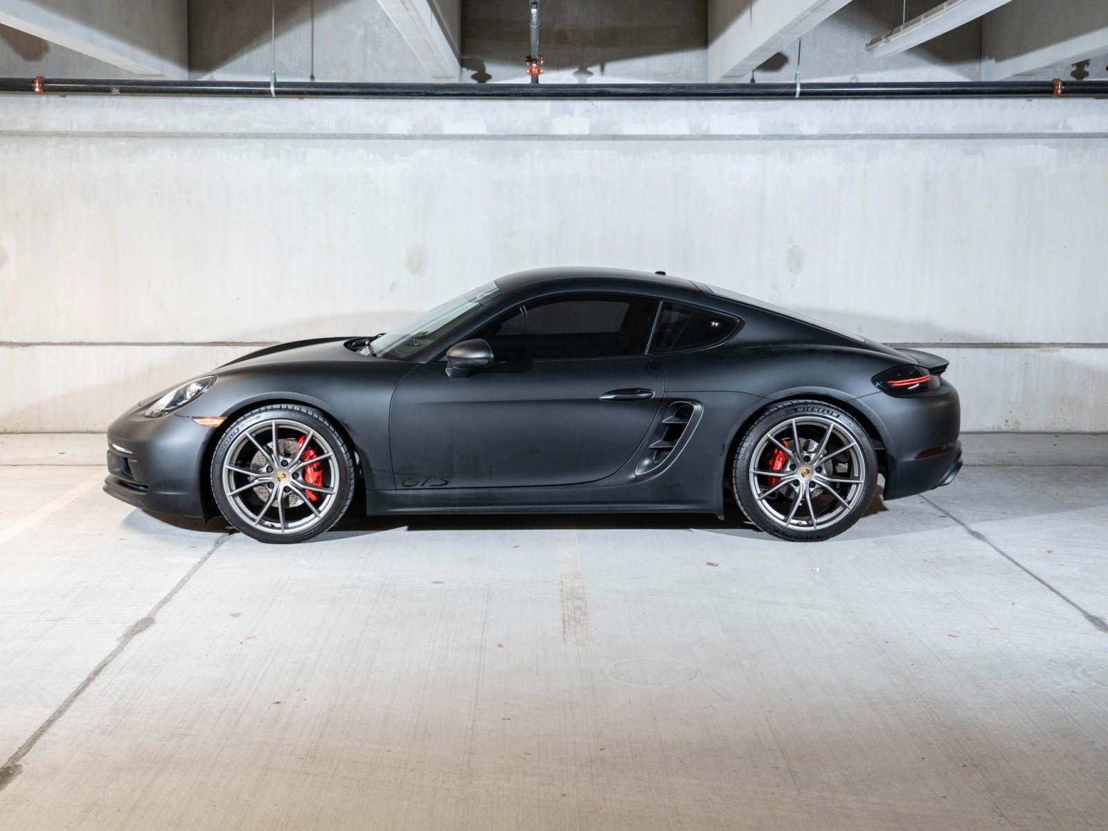 Certified 2019 Porsche 718 Cayman GTS RWD image 2