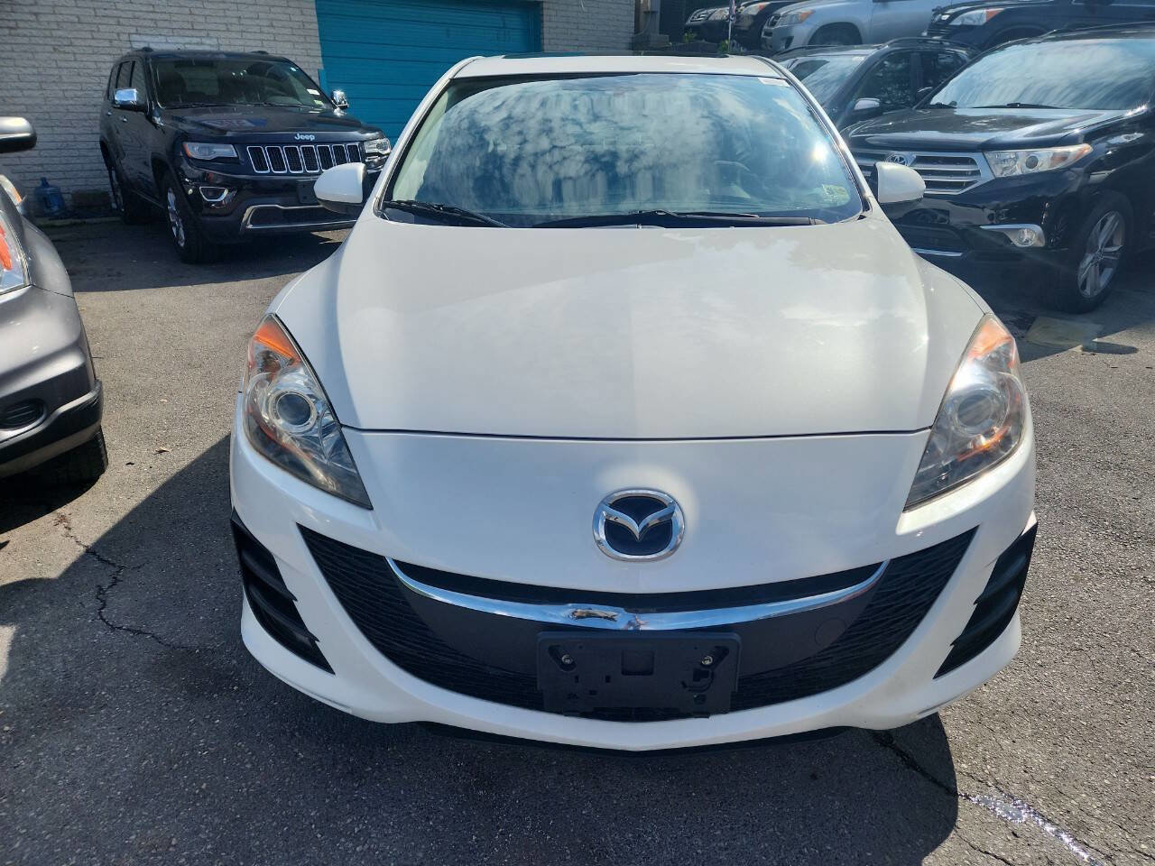 Used 2010 MAZDA MAZDA3 i Touring image 5