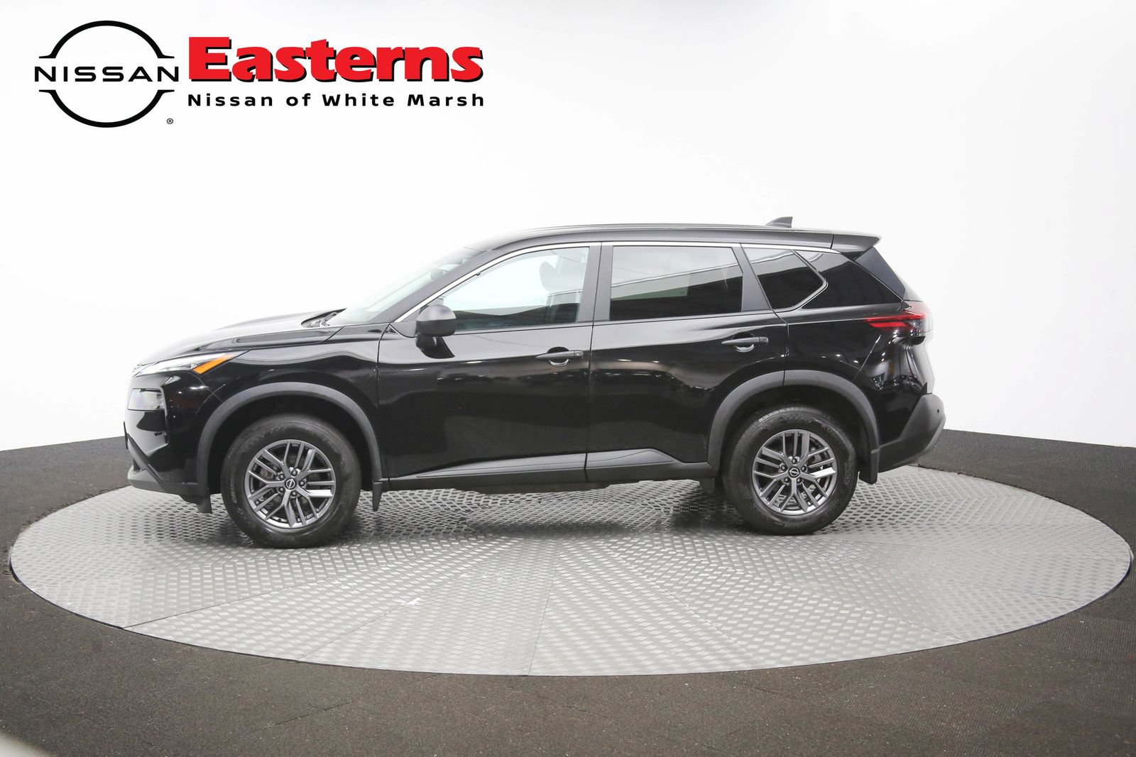 Used 2023 Nissan Rogue S AWD/4WD image 55