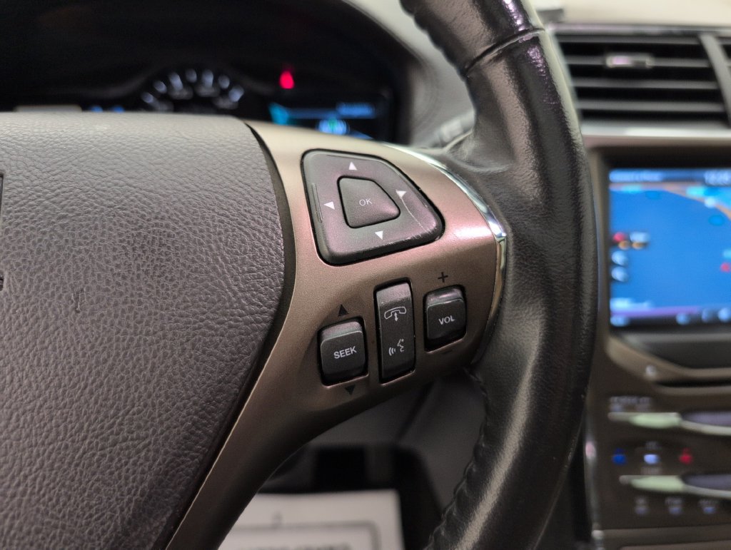 Used 2013 Lincoln MKX FWD image 36