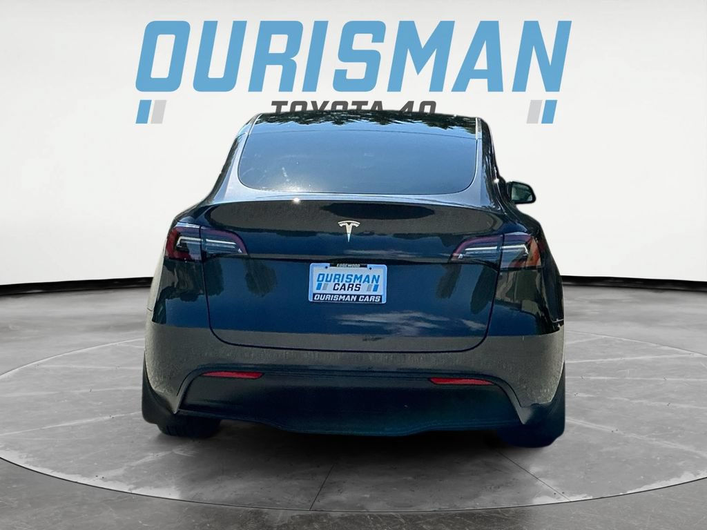 Used 2024 Tesla Model Y Long Range RWD image 6