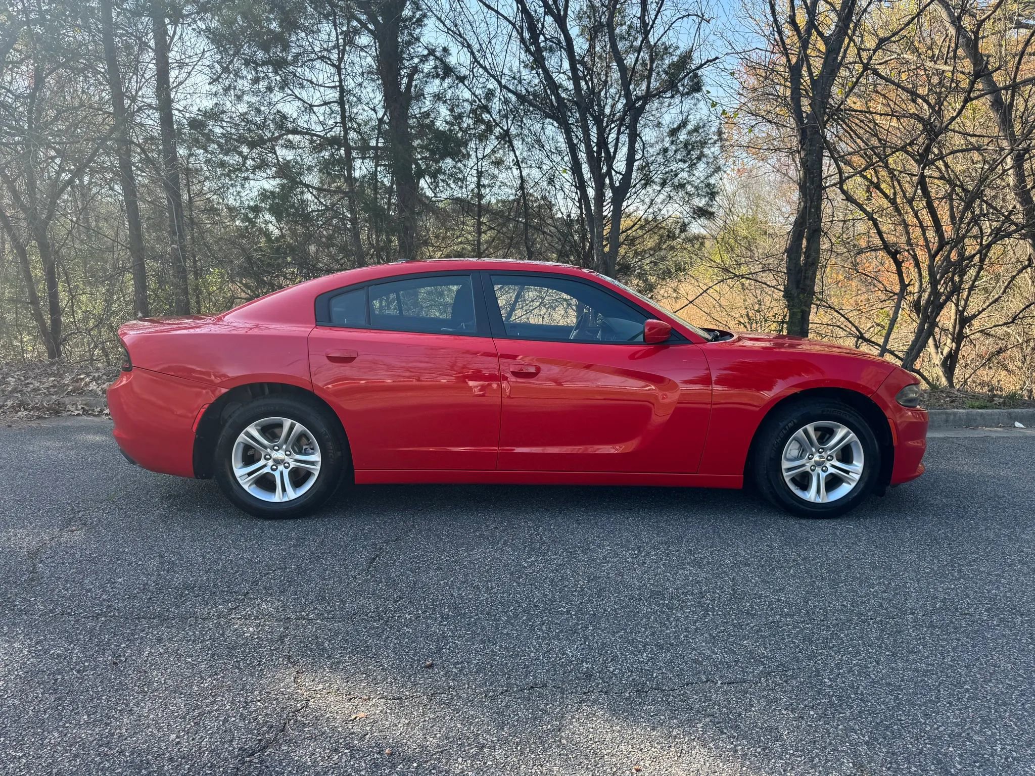 Used 2022 Dodge Charger SXT image 3