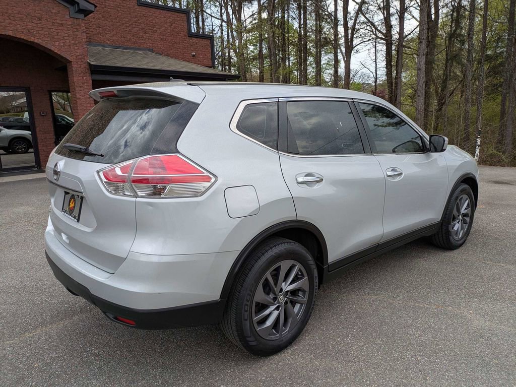Used 2015 Nissan Rogue S FWD image 4
