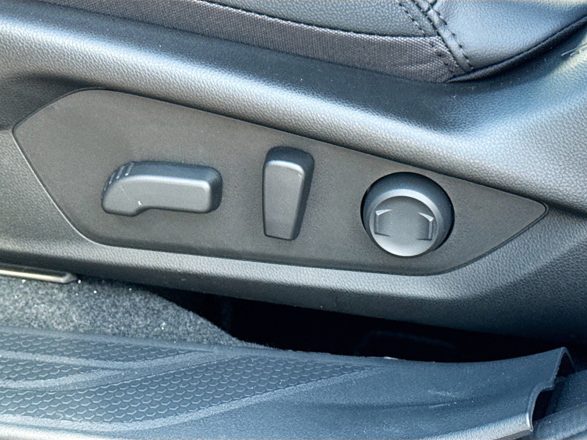 New 2026 Subaru Outback Premium image 24