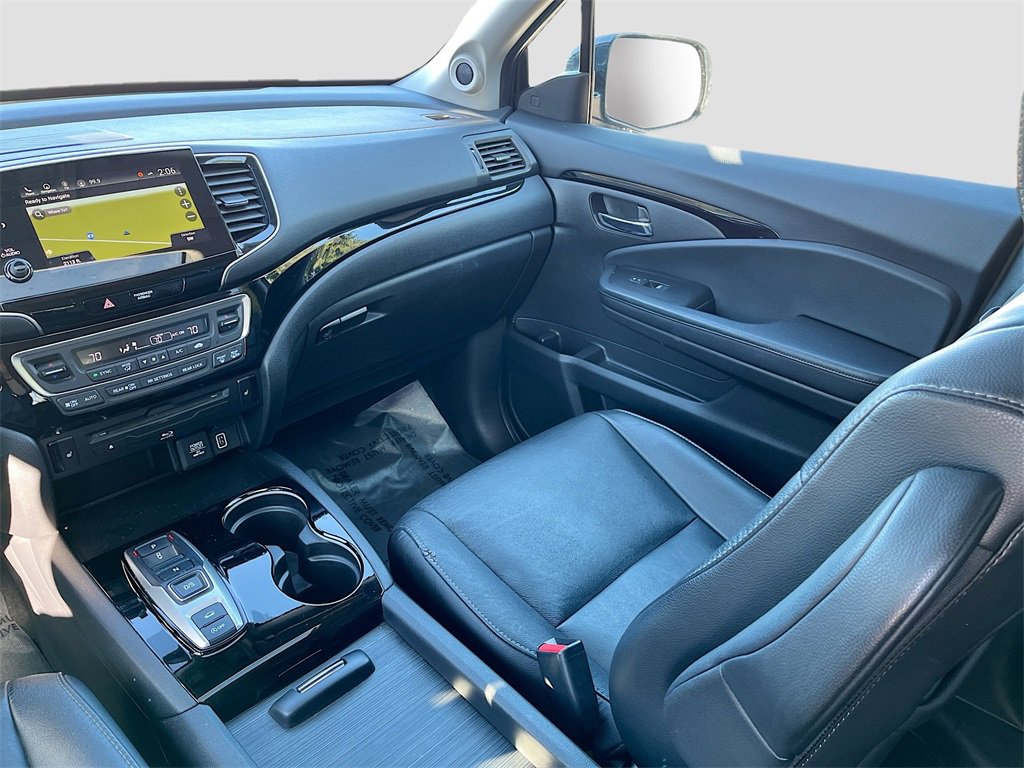 Used 2020 Honda Pilot Touring image 23