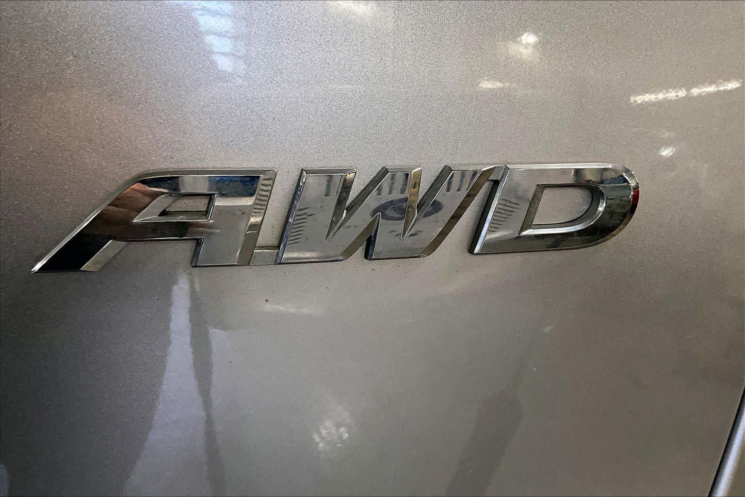 Used 2014 Honda CR-V LX image 10