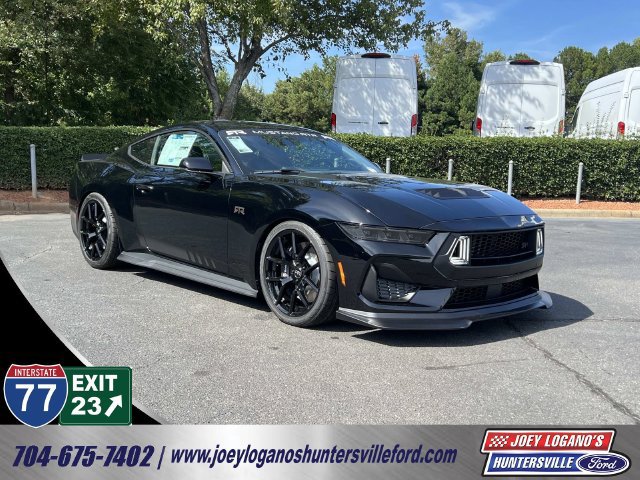 New 2026 Ford Mustang GT Premium w/ GT Performance Package RWD image 1