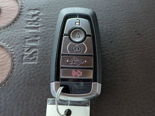 Certified 2025 Ford F250 King Ranch image 29