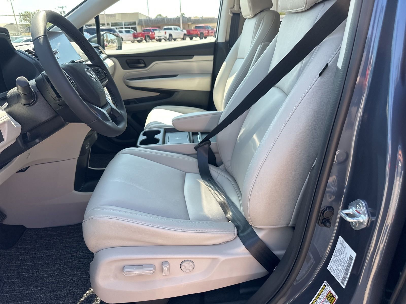 Used 2026 Honda Odyssey EX-L image 23