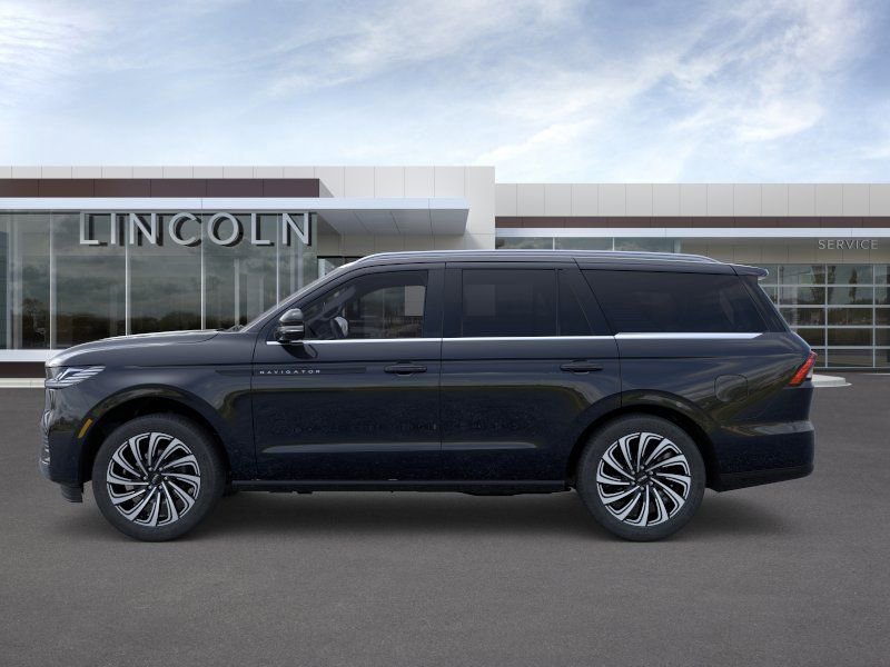 New 2026 Lincoln Navigator Black Label image 3