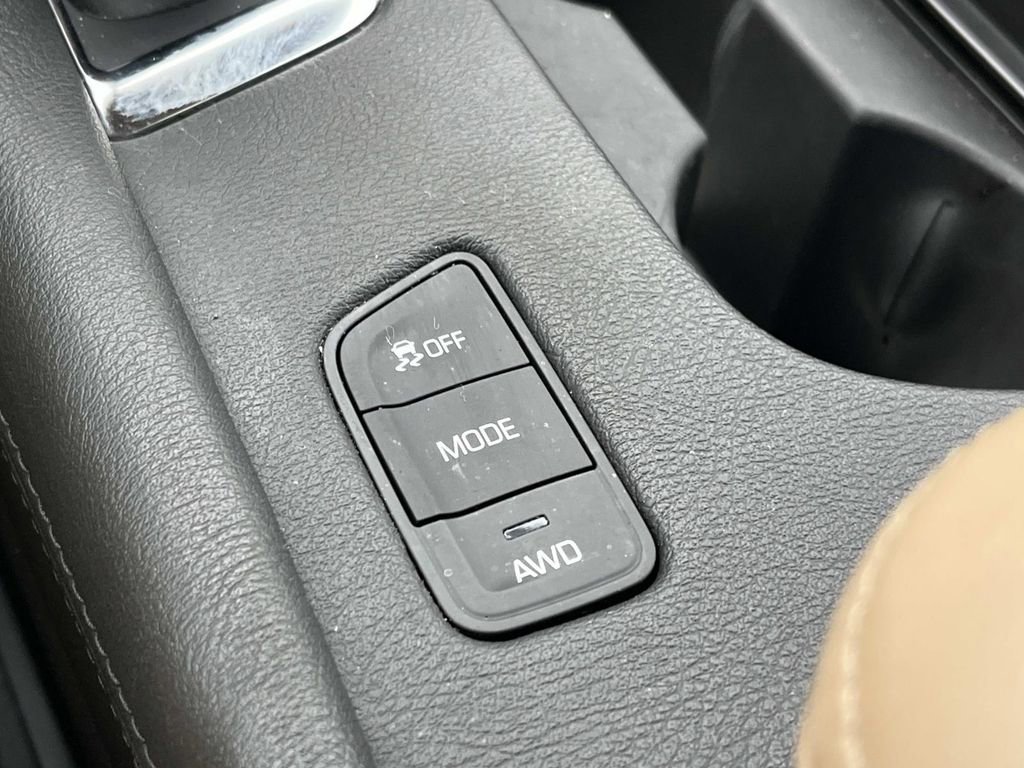 Used 2017 Cadillac XT5 Platinum w/ Driver Assist Package image 37