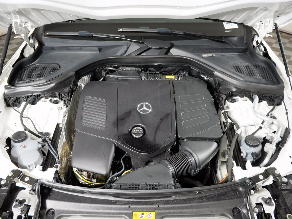 Certified 2024 Mercedes-Benz GLC 300 4MATIC w/ AMG Line image 36