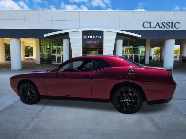 Used 2022 Dodge Challenger SXT w/ Blacktop Package RWD image 7