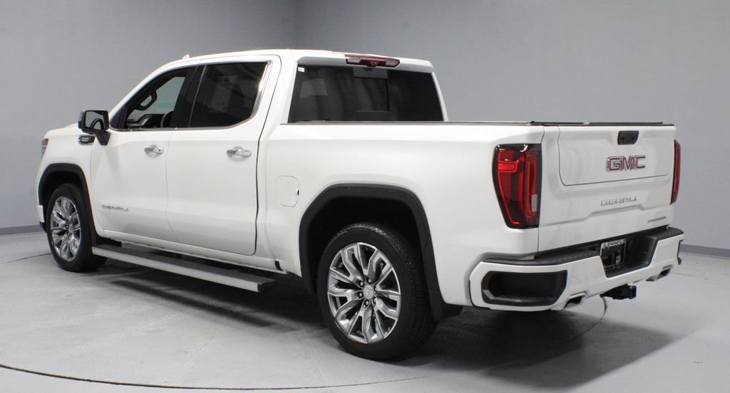 Used 2024 GMC Sierra 1500 Denali w/ Denali Reserve Package AWD/4WD image 8