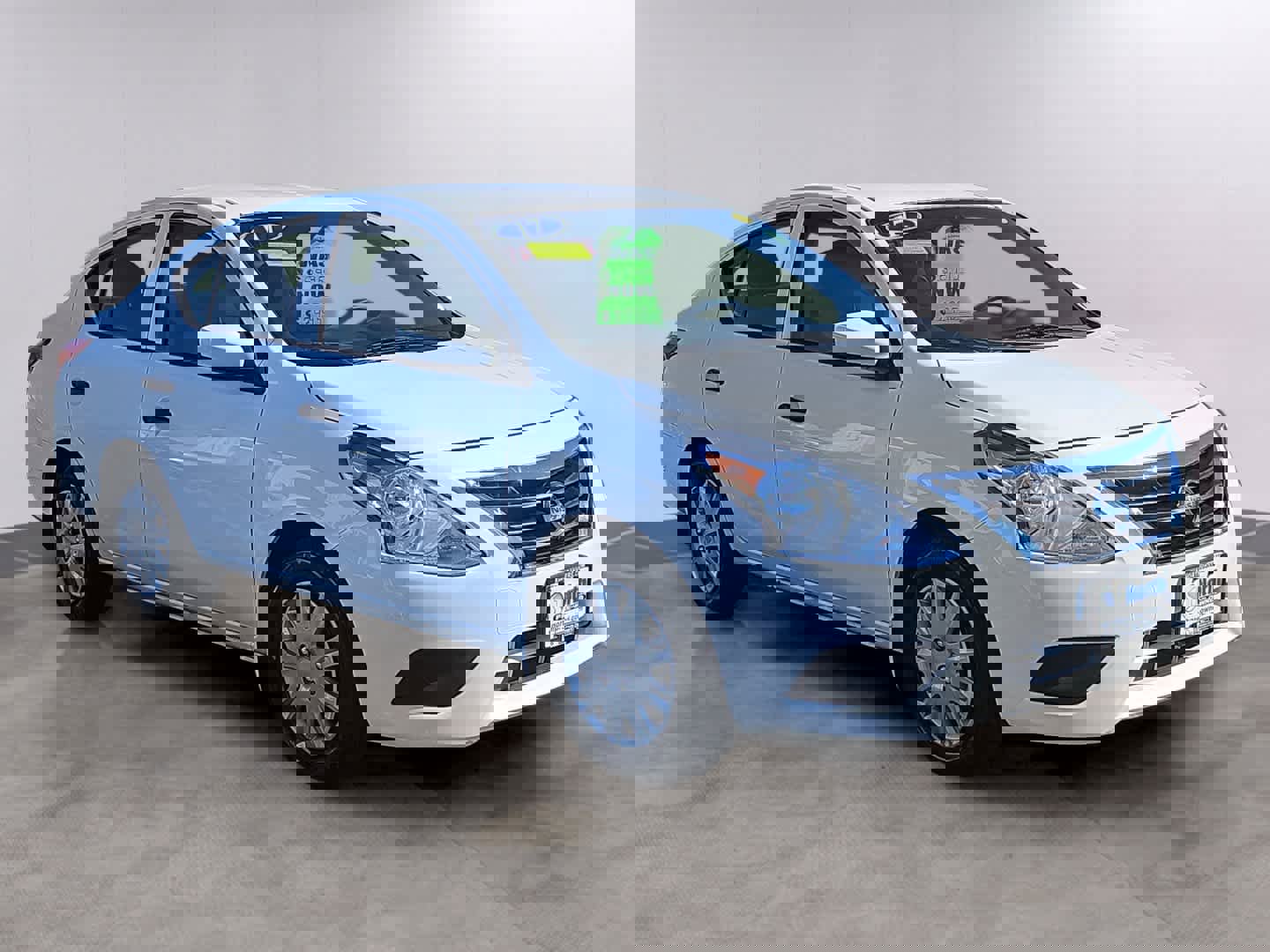 Used 2017 Nissan Versa S Plus image 3