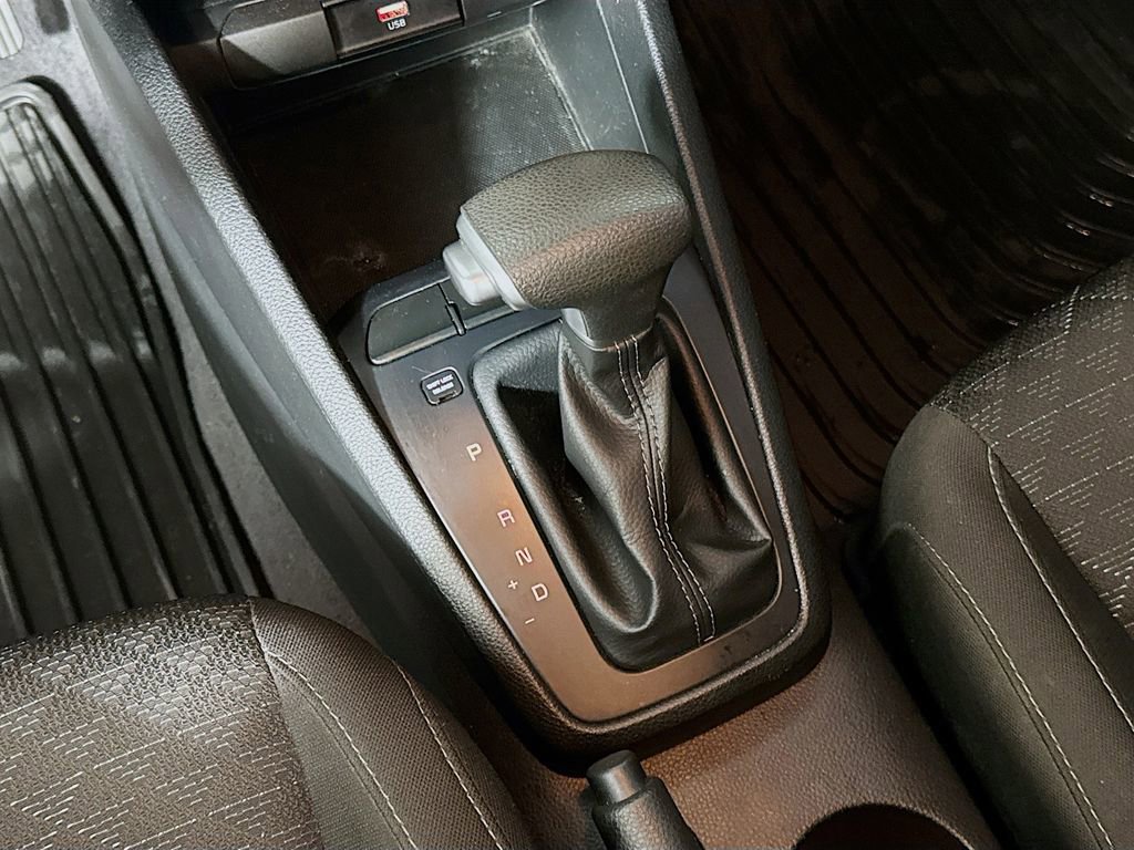 Used 2023 Kia Rio S image 16