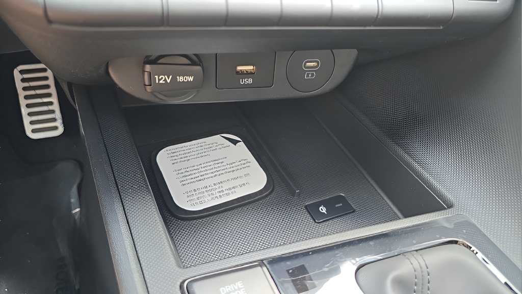 New 2026 Hyundai Elantra SEL Sport Premium FWD image 31