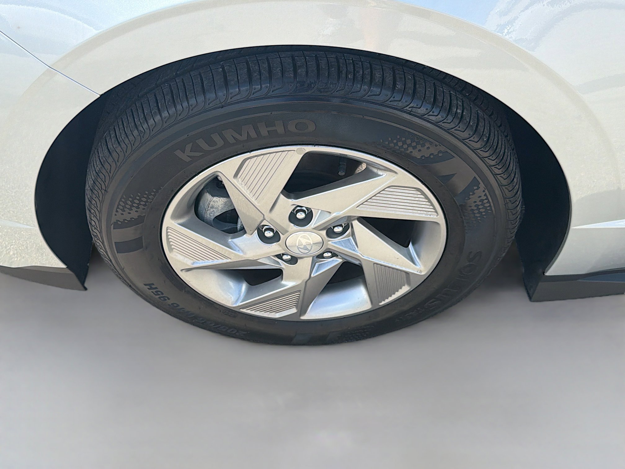 Certified 2025 Hyundai Sonata SE image 33
