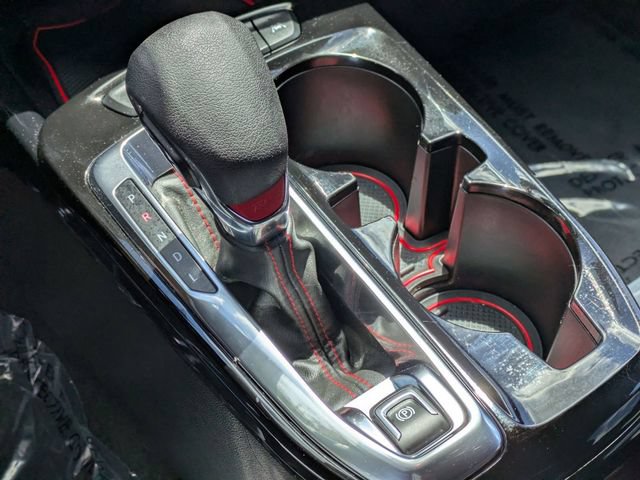 Certified 2024 Chevrolet Trax RS w/ Sunroof Package FWD image 19