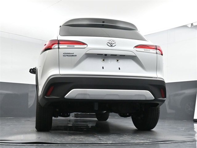Used 2025 Toyota Corolla Cross L image 22