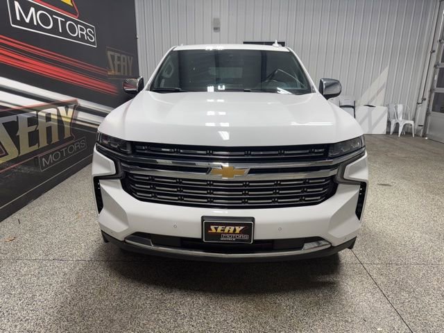 Used 2023 Chevrolet Suburban Premier image 15