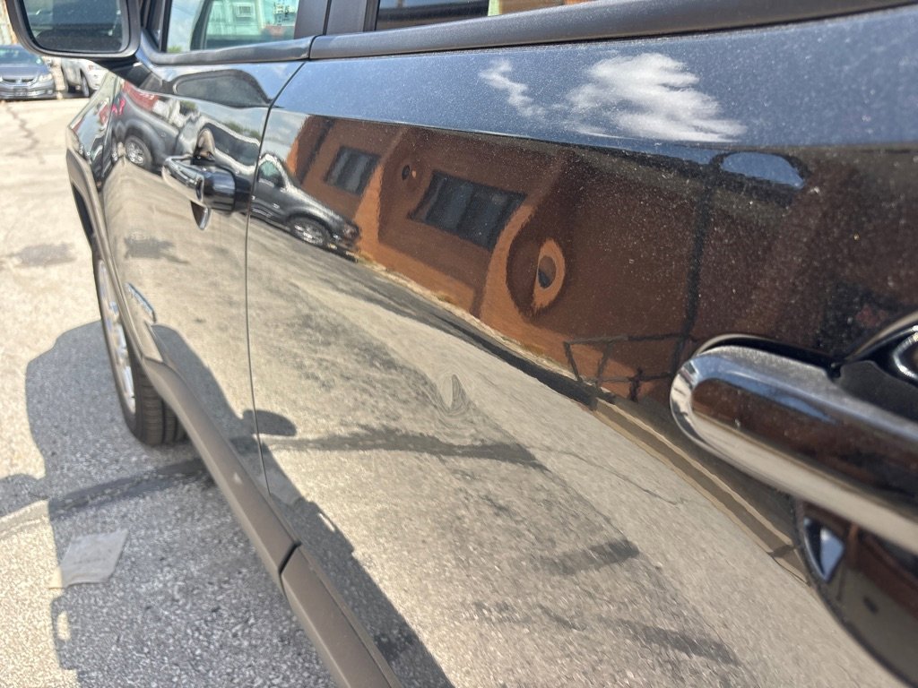 Used 2021 Jeep Renegade Latitude w/ Sun & Sound Group image 13