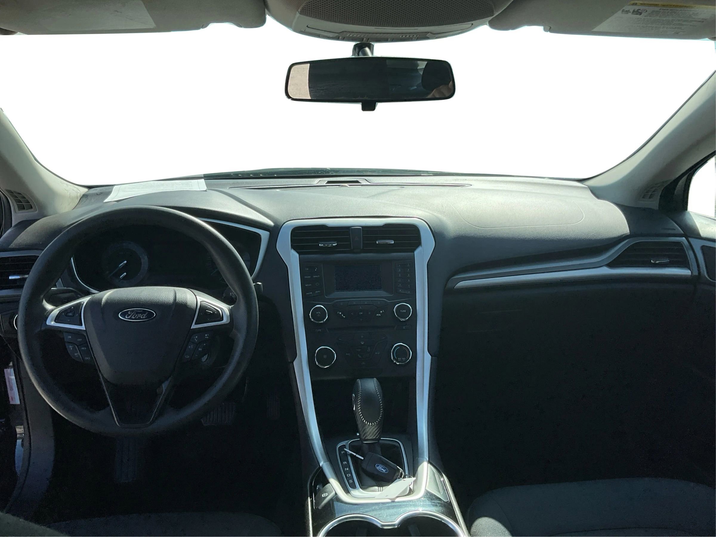 Used 2015 Ford Fusion SE image 21