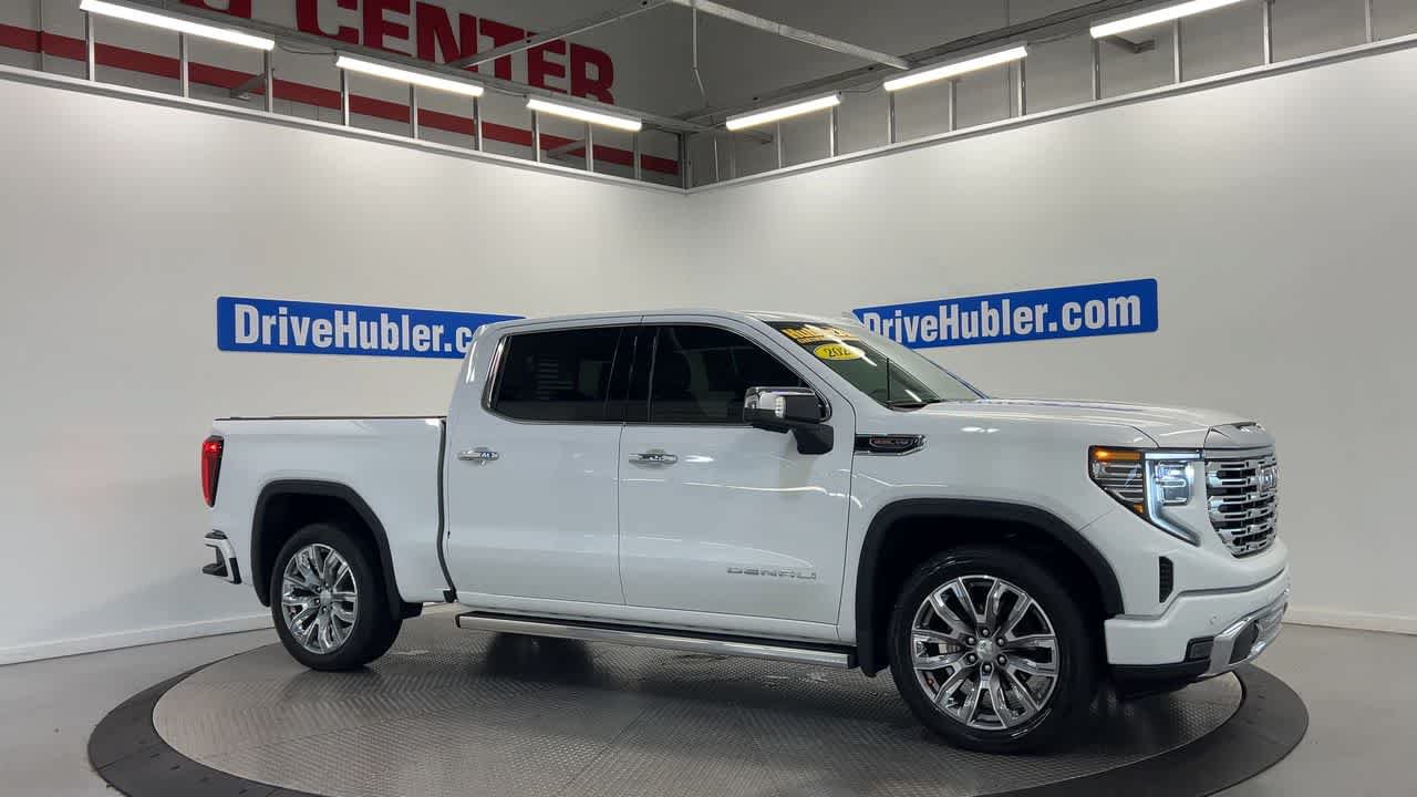 Used 2024 GMC Sierra 1500 Denali w/ Denali Reserve Package AWD/4WD image 3