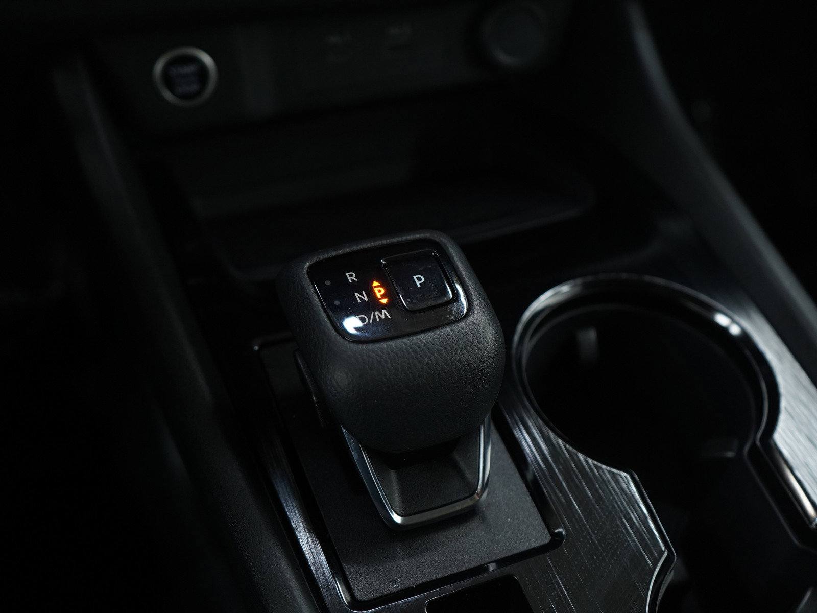 Used 2023 Nissan Rogue SV w/ SV Premium Package image 24