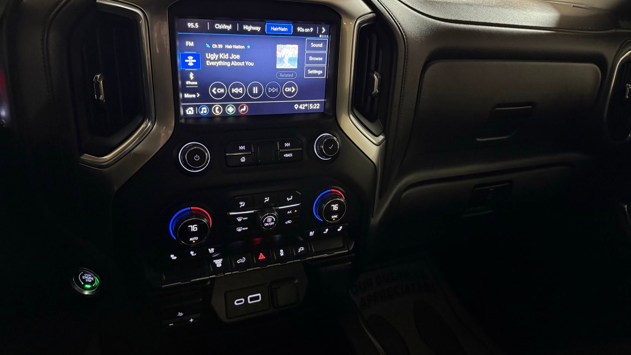 Used 2020 Chevrolet Silverado 2500 LTZ w/ LTZ Convenience Package image 41