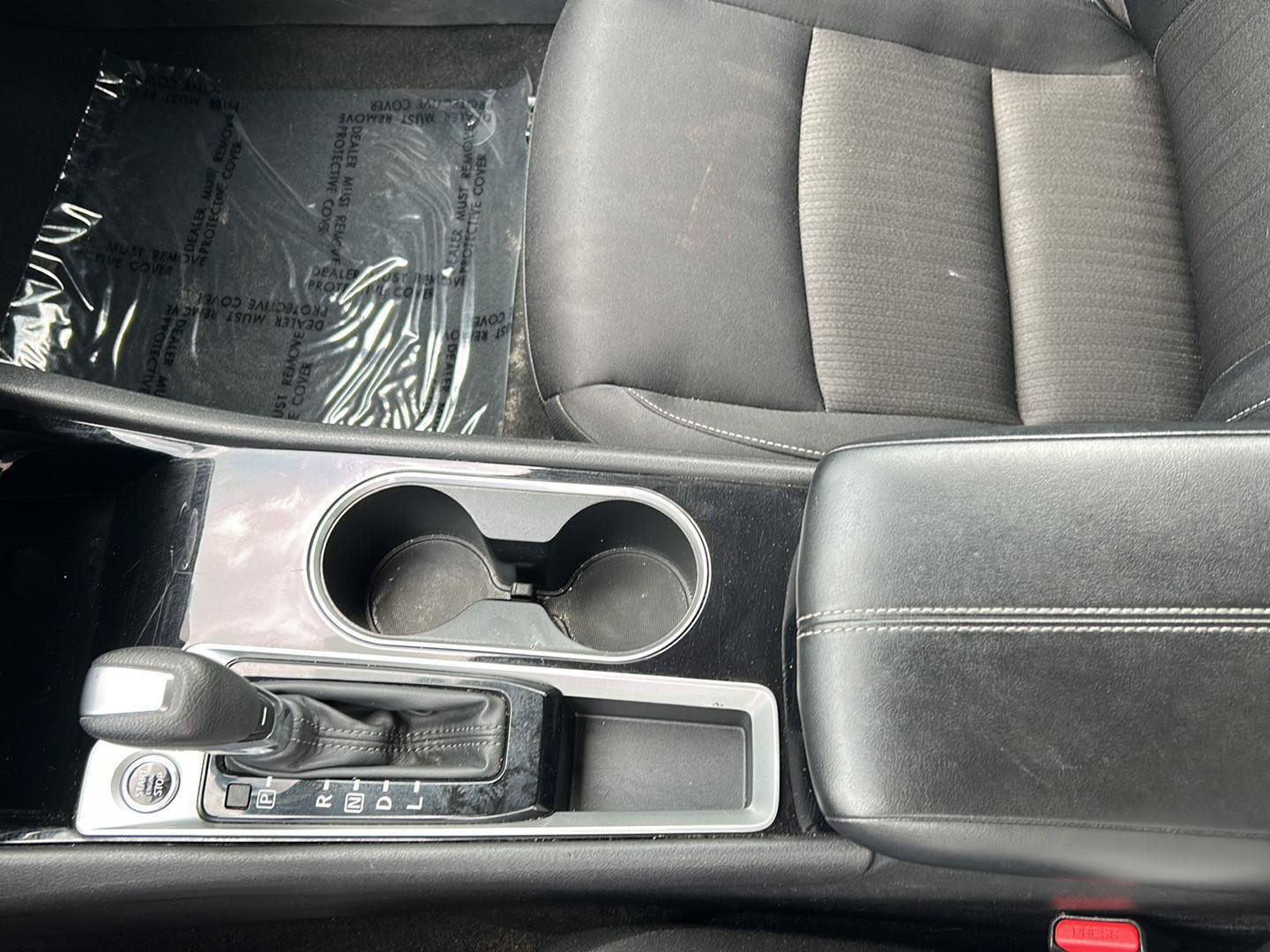 Used 2024 Nissan Altima 2.5 SV FWD image 12