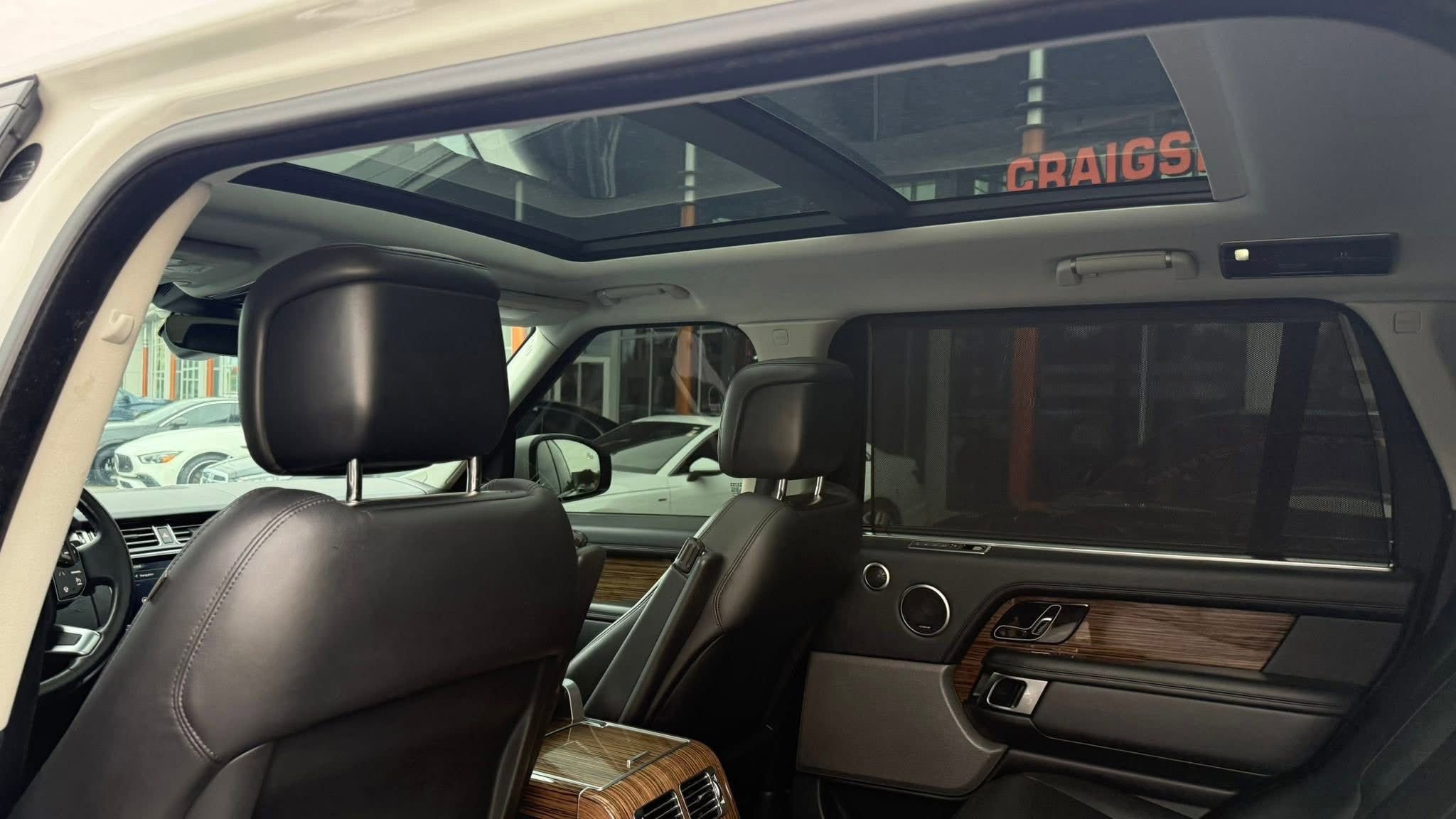 Used 2018 Land Rover Range Rover Long Wheelbase Supercharged AWD/4WD image 15