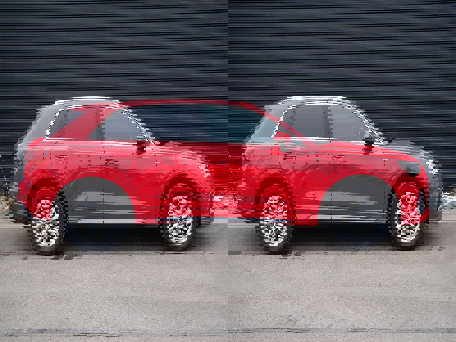 Used 2023 Audi Q3 2.0T Premium Plus w/ Premium Plus Package image 27