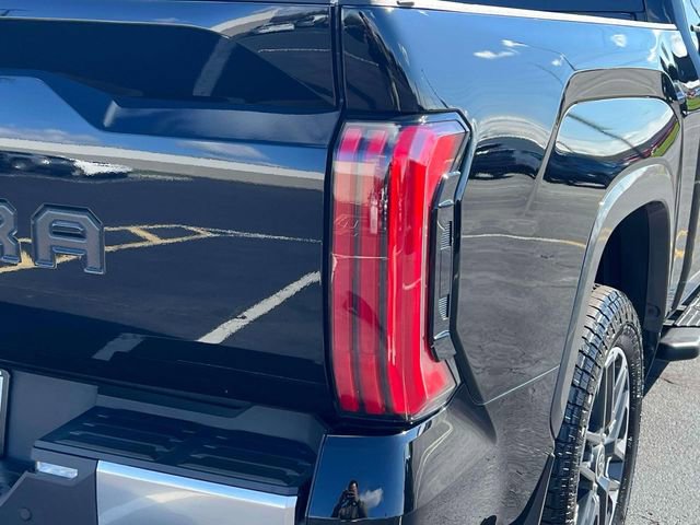 Used 2022 Toyota Tundra Limited AWD/4WD image 9