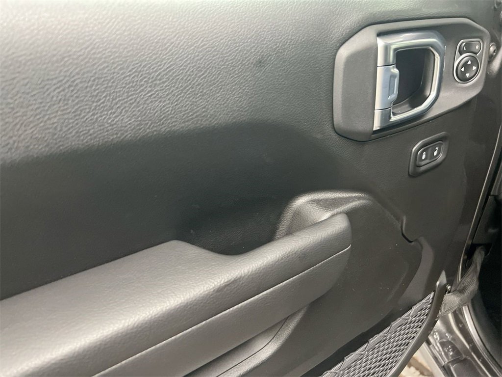 New 2026 Jeep Gladiator Sport image 18