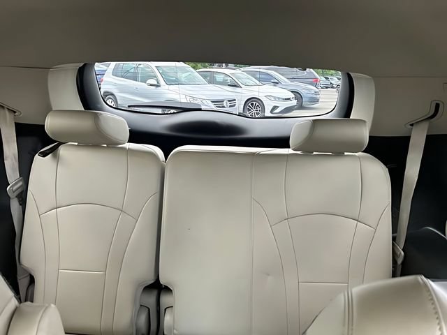 Used 2019 Buick Enclave Essence FWD image 17