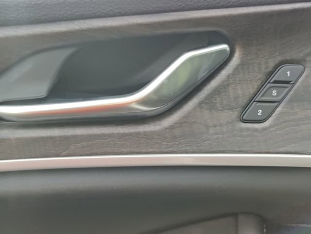 New 2026 Jeep Grand Cherokee Limited image 13