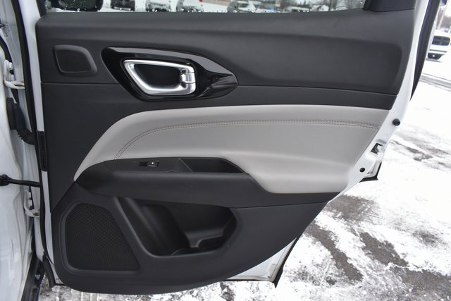 Used 2022 Jeep Compass Limited w/ Sun and Sound Group image 45