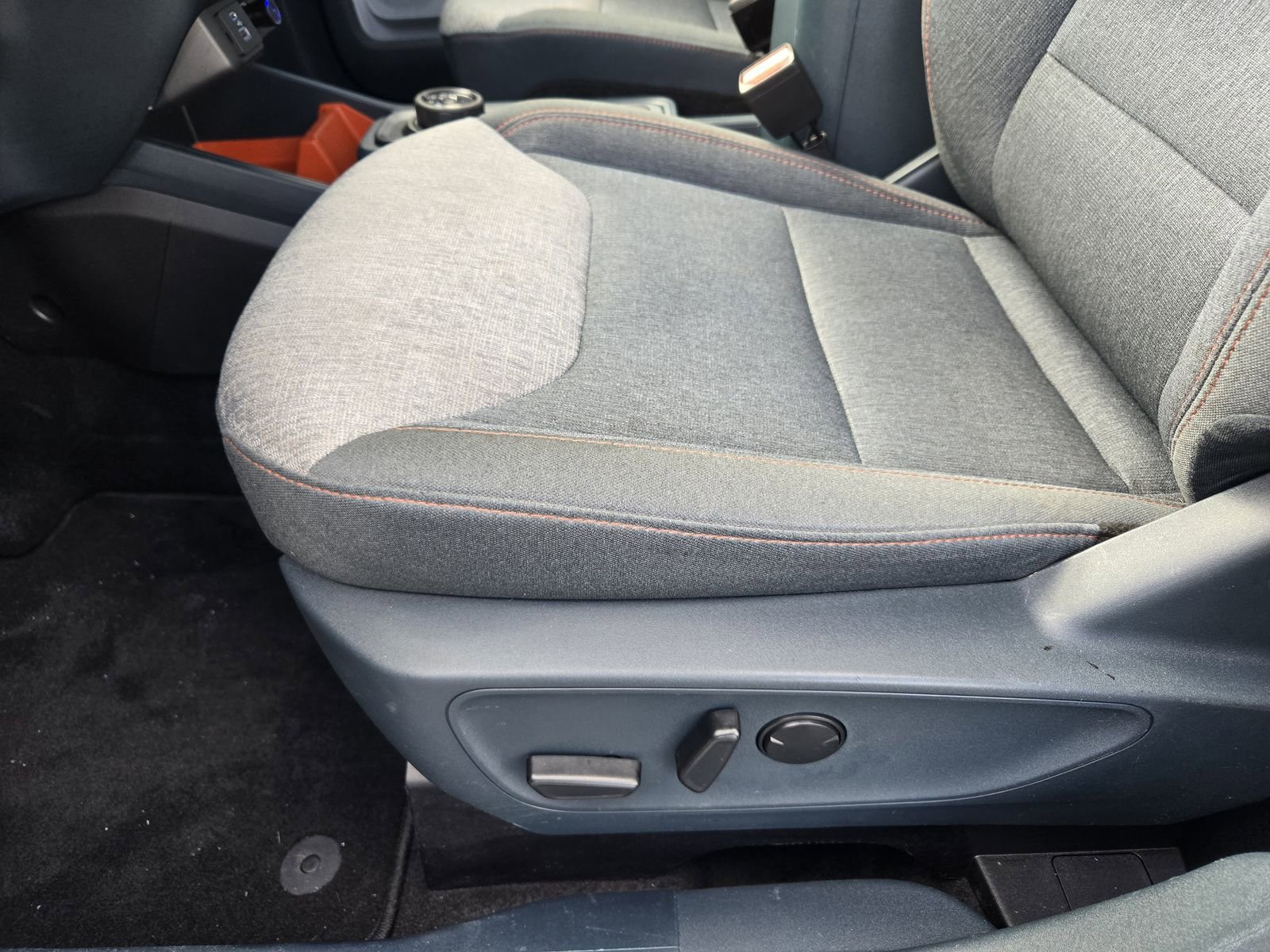 Certified 2024 Ford Maverick XLT w/ XLT Luxury Package image 21